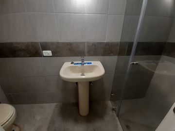 SE ARRIENDA MINI DEPARTAMENTO EN URBANIZACIÓN SECTOR CASHAPAMBA - VALLE DE LOS CHILLOS