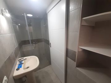 SE ARRIENDA MINI DEPARTAMENTO EN URBANIZACIÓN SECTOR CASHAPAMBA - VALLE DE LOS CHILLOS
