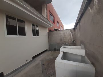 SE ARRIENDA MINI DEPARTAMENTO EN URBANIZACIÓN SECTOR CASHAPAMBA - VALLE DE LOS CHILLOS