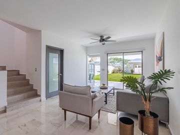 CASA SOLA EN VENTA CON JARDIN Y ALBERCA PROPIA AL SUR DE CUERNAVACA, XOCHITEPEC, MORELOS