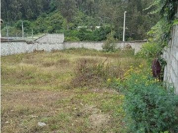 SE VENDE TERRENO PLANO DENTRO DE URBANIZACIÓN SECTOR SELVA ALEGRE - SANGOLQUÍ
