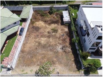 SE VENDE TERRENO PLANO DENTRO DE URBANIZACIÓN SECTOR SELVA ALEGRE - SANGOLQUÍ