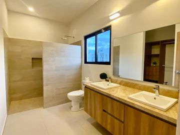 *EN VENTA LINDA CASA EN RIO EN OFERTA CON ALBERCA.*