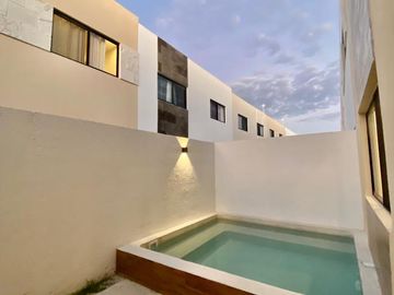 *EN VENTA LINDA CASA EN RIO EN OFERTA CON ALBERCA.*