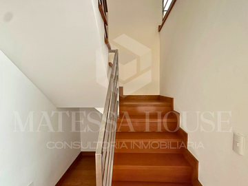 SE VENDE DUPLEX ESTRENO EN JIRON LA NIÑA, SURCO