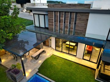 RESIDENCIA EN VENTA CASA EN FRACCIONAMIENTO EXCLUSIVO EN RIVIERA VERACRUZANA,  FRACC PUNTA TIBURÓN ALVARADO VERACRUZ.