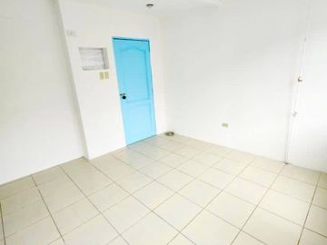 5 Bedroom House for Sale at Ridgecrest Subdivision Molino IV Bacoor Cavite near SM Molino