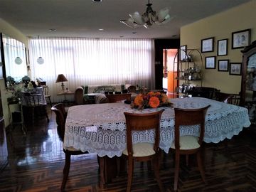 SURCO VENTA CASA * AT: 304.00 M2 *AC: 378.00 M2 - 2 PISOS + AIRES  7 DORM 8 BAÑOS 2 COCHERAS