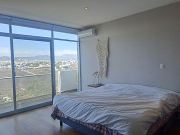 Departamento en Venta en Juriquilla con vista a la cañada wise living