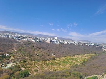 Departamento en Venta en Juriquilla con vista a la cañada wise living