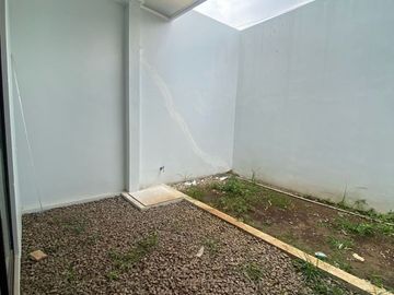 Rumah Nir Ciwaruga Cigugur Girang, Baru 2 LANTAI Murah, Dkt Kota Cimahi di Bandung Barat Jual Dijual