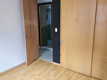 VENTA DE DEPARTAMENTO DENTRO DE FRACC. CERCA DEL HOSPITAL SAN JOSE Y VIAS PRINCIPALES.