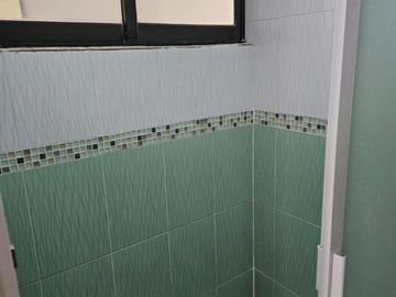 VENTA DE DEPARTAMENTO DENTRO DE FRACC. CERCA DEL HOSPITAL SAN JOSE Y VIAS PRINCIPALES.