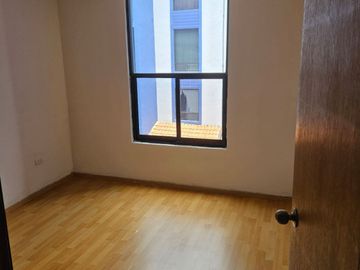 VENTA DE DEPARTAMENTO DENTRO DE FRACC. CERCA DEL HOSPITAL SAN JOSE Y VIAS PRINCIPALES.