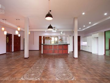 A large house with 3 rai of land
