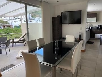 Casa de venta Huerto de Nayon - Tanda. Urb Tipo Club, 3 / 4 Dorm, Estudio, Estar, Sala de Juegos. Piscina, Canchas