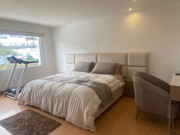 Casa de venta Huerto de Nayon - Tanda. Urb Tipo Club, 3 / 4 Dorm, Estudio, Estar, Sala de Juegos. Piscina, Canchas