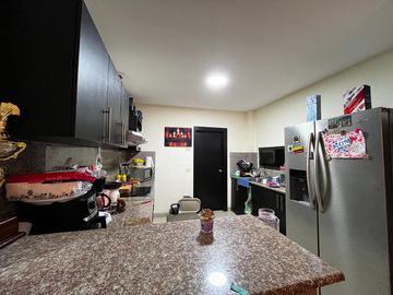 EN VENTA CASA URB MALLORCA
