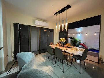 EN VENTA CASA URB MALLORCA