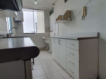 Vendo Depa Piso 11. 3 Habit + Cochera. Jesus Maria