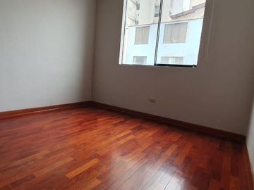 Vendo Depa Piso 11. 3 Habit + Cochera. Jesus Maria