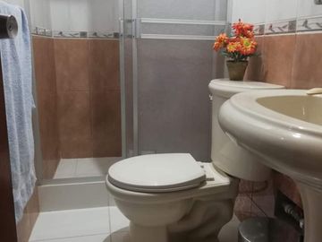 VENTA DE DOS DEPARTAMENTOS  DE 133M2 CADA UNO, MAS AZOTEA EN LA URB. SOL DE LIMA - S.M.P