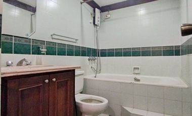 Cleveland Tower Paranaque 360 sqm, 4 bedrooms semi furnished 2 parking for rent