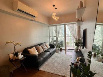 Luxury 2-Bedroom Condo in Cebu’s Prime Business District, Ayala Center Cebu, near IT PARK