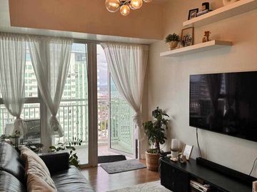 Luxury 2-Bedroom Condo in Cebu’s Prime Business District, Ayala Center Cebu, near IT PARK