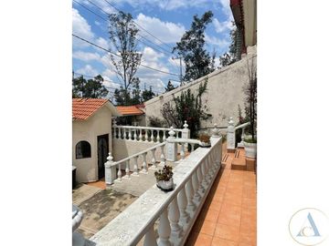 RESIDENCIA 4 REC BOSQUES DE VINCES 500M2 C.IZCALLI