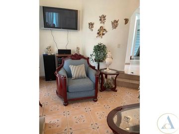 RESIDENCIA 4 REC BOSQUES DE VINCES 500M2 C.IZCALLI