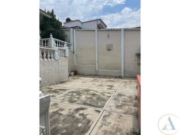 RESIDENCIA 4 REC BOSQUES DE VINCES 500M2 C.IZCALLI