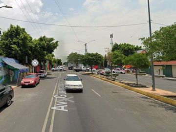 CASA EN VENTA DE REMATE BANCARIO EN LEYES DE REFORMA