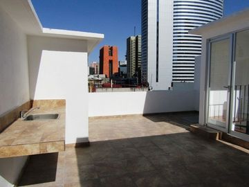 Departamento tipo suite, calle Madrid, a una calle de Reforma e Insurgentes.