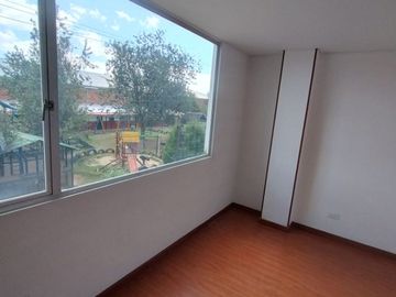 CASA EN VENTA FUNZA, C/MARCA COL