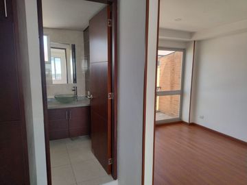 CASA EN VENTA FUNZA, C/MARCA COL
