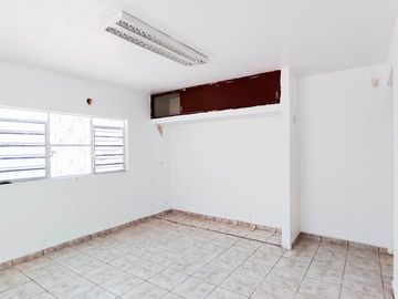 Casa en venta en la Colonia Campestre, Chetumal.