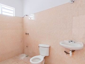 Casa en venta en la Colonia Campestre, Chetumal.