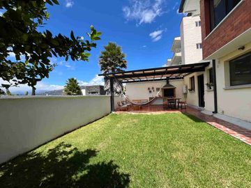 CASADE VENTA SECTOR CUMBAYA