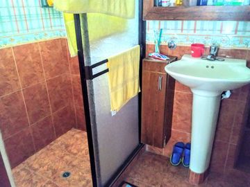 venta casa el caney esquinera 4 plantas  con locales y apartamentos