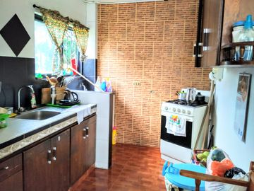 venta casa el caney esquinera 4 plantas  con locales y apartamentos