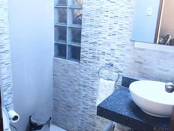 VENTA DE CASA Y COCHERA EN URB. EL CLUB SANTA MARIA DE HUACHIPA