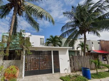 CASA EN VILLAS RIVIERA, PLAYA DEL CARMEN