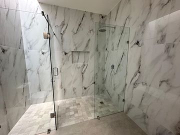 CASA NUEVA EN VENTA EN LOMAS DEL MOLINO V LEON GTO, ZONA NORTE. CASA CON OPCIÓN A 4ta RECÁMARA O ESTUDIO PLANTA BAJA.