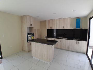 CASA EN VENTA LOMAS DE ANGELOPOLIS SAN ANDRES CHOLULA PUEBLA