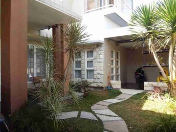 Rumah dijual Lokasi Sangat Strategis di Soekarno Hatta Kota Malang
