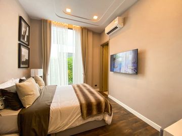 For Sale 5 bedrooms 5 bathroom Belgravia Exclusive Pool Villa Bangna-Rama9