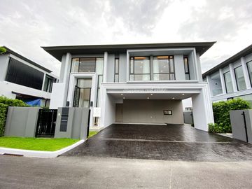 For Sale 5 bedrooms 5 bathroom Belgravia Exclusive Pool Villa Bangna-Rama9