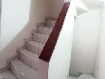 CASA REMODELADA VILLAS DE GRANADA