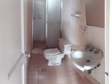 CASA REMODELADA VILLAS DE GRANADA
